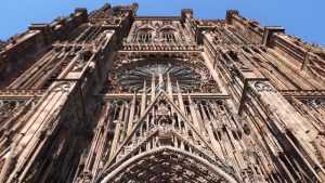 la cathédrale notre-dame à Strasbourg